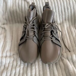 Puma Women’s Sneakers